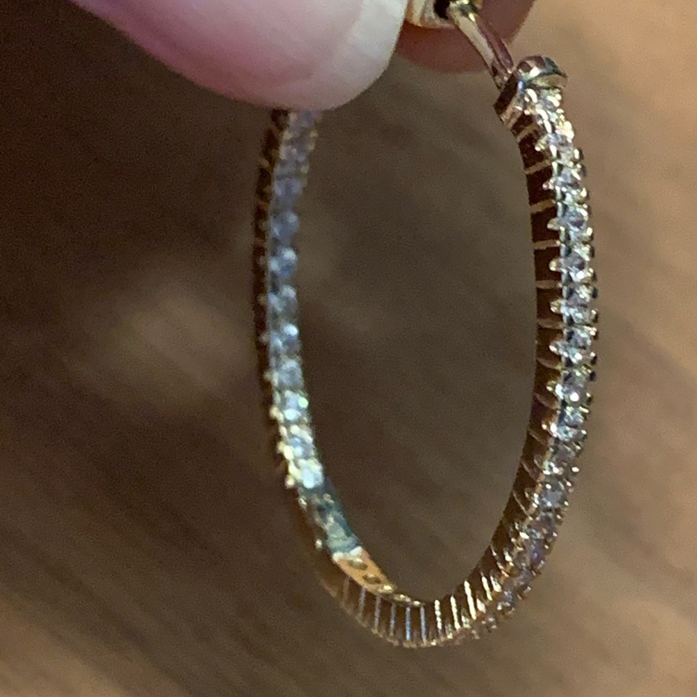 NWOT Kenneth Jay Lane fashion jewelry gold & pave set crystal 1” hoop earrings.